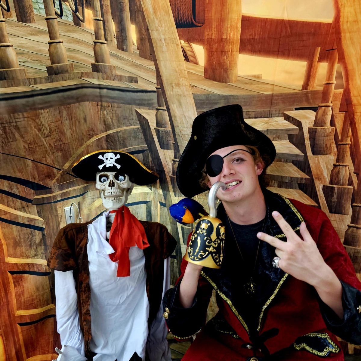 Setting Sail For an Unforgettable Night; Homecoming 2025